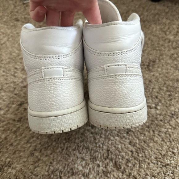 White Nike Dunks - Picture 4 of 5